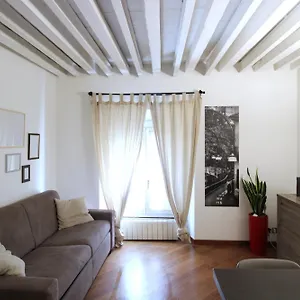  Appartamento Milanrentals - Moscova